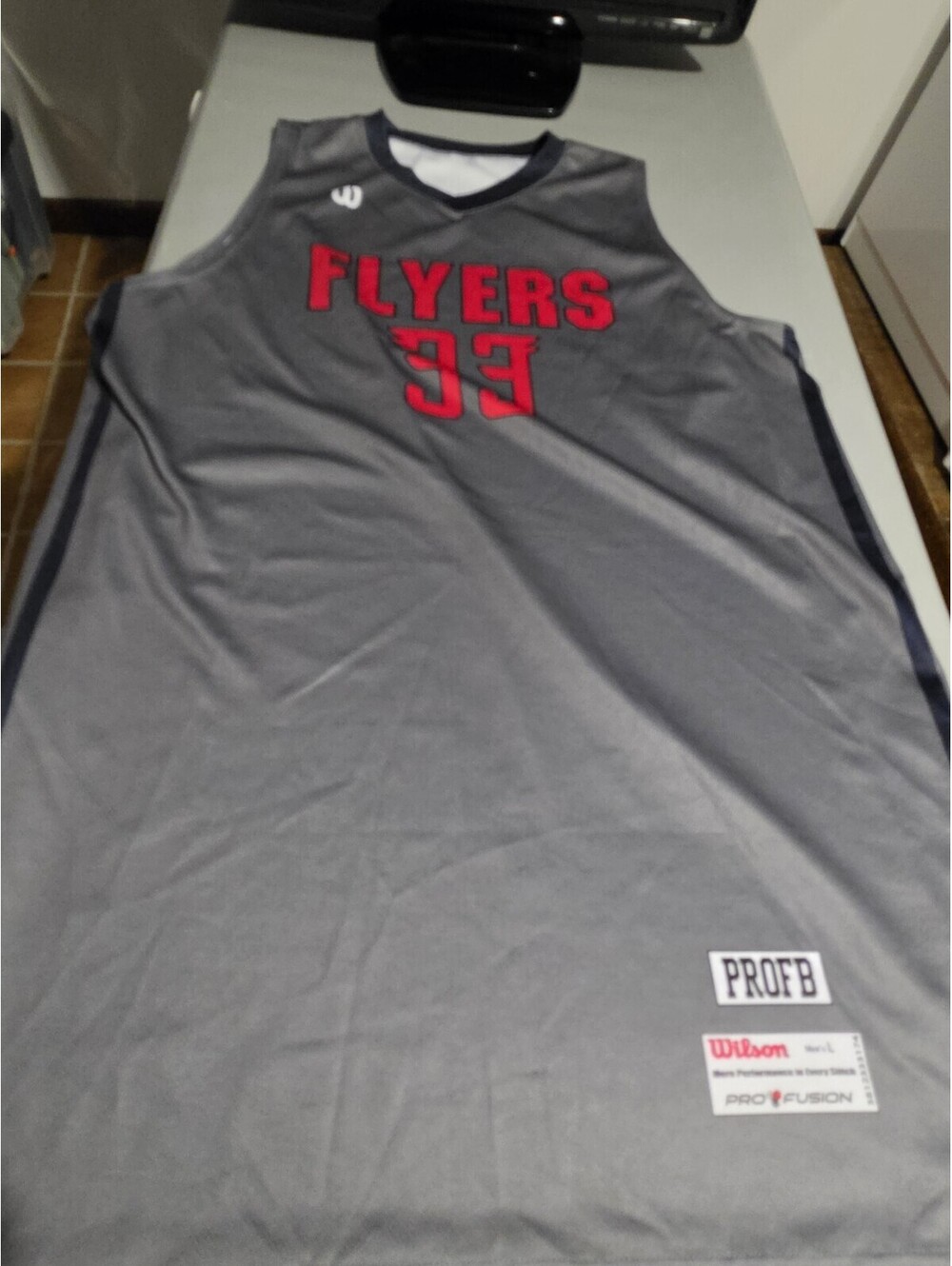 Wilson Flyers 33 Basketball Jersey Men's Large Tall Pro Fusion